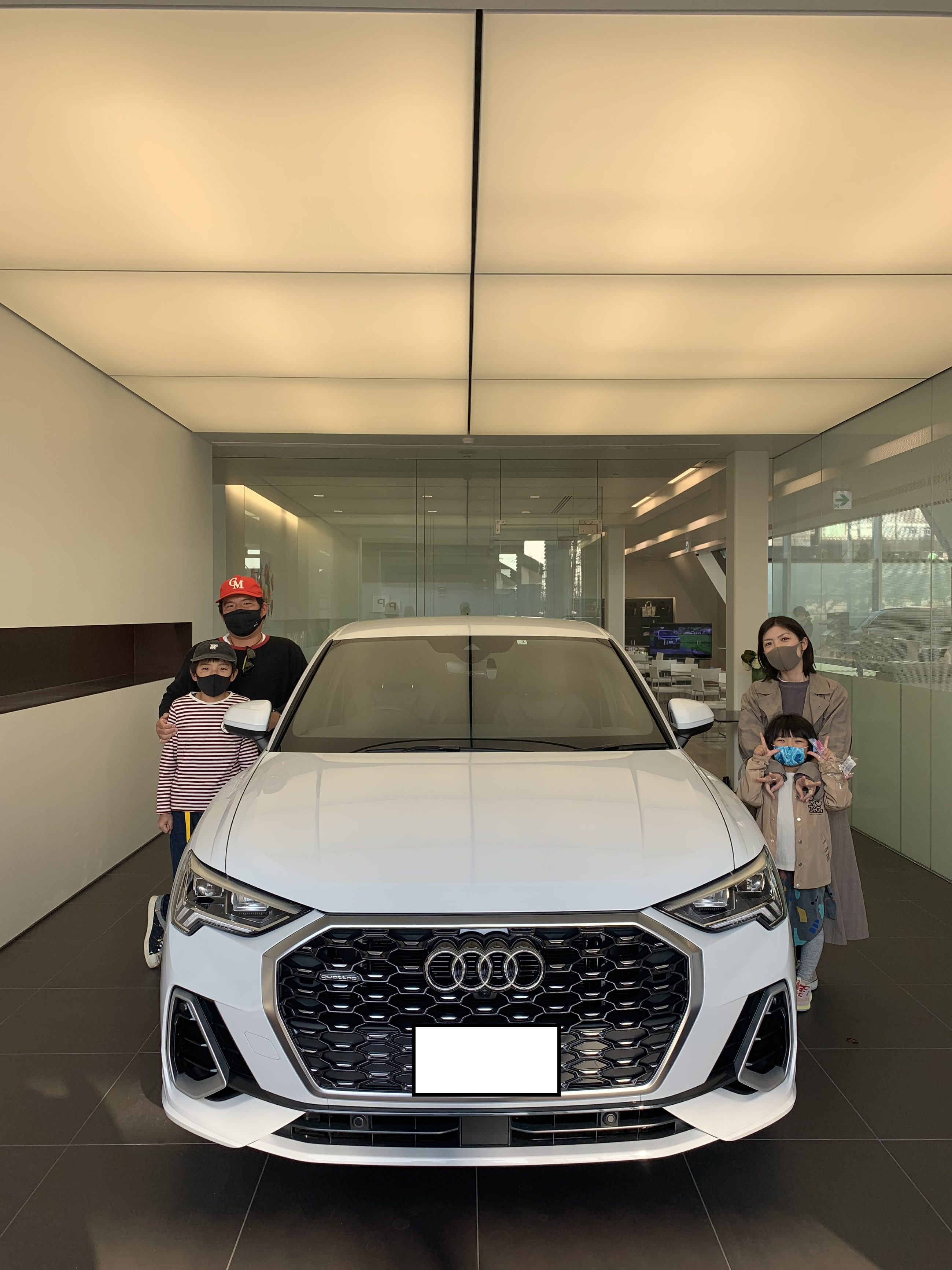 ご納車スタッフブログ Audi 神戸西