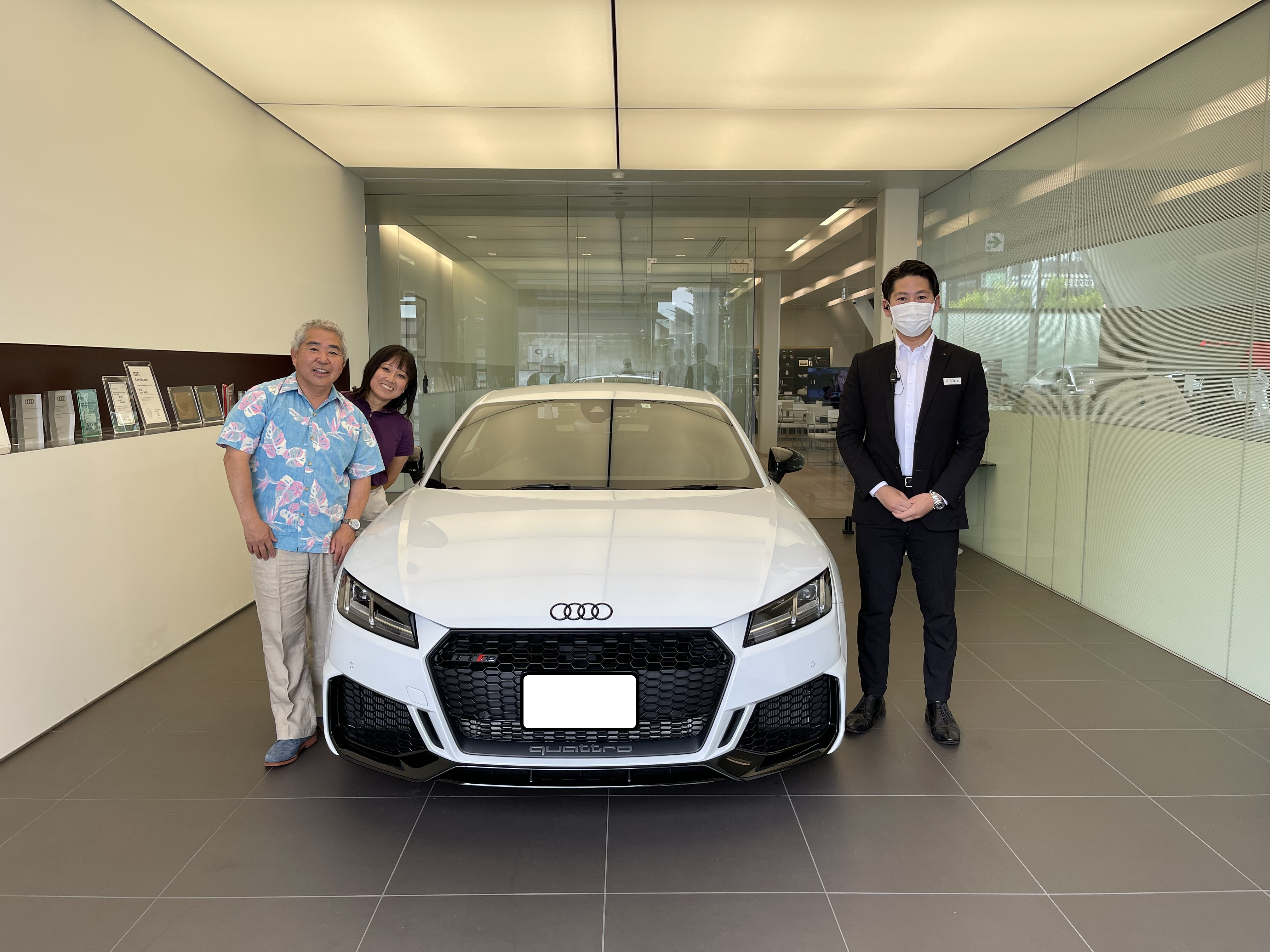 ご納車スタッフブログ Audi 神戸西